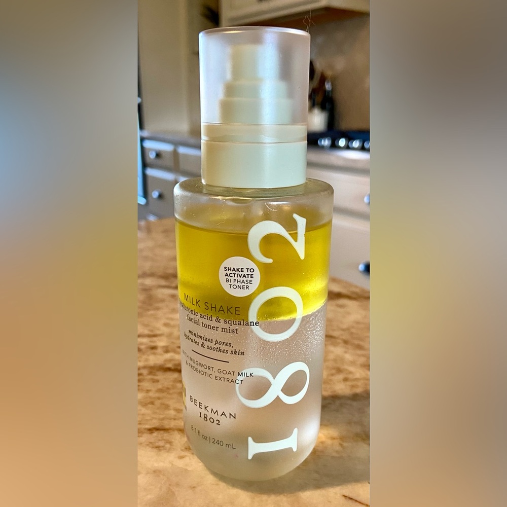 🟡 BEEKMAN 1802 MILKSHAKE HYALURONIC ACID & SQUALANE FACIAL TONER MIST 🟡